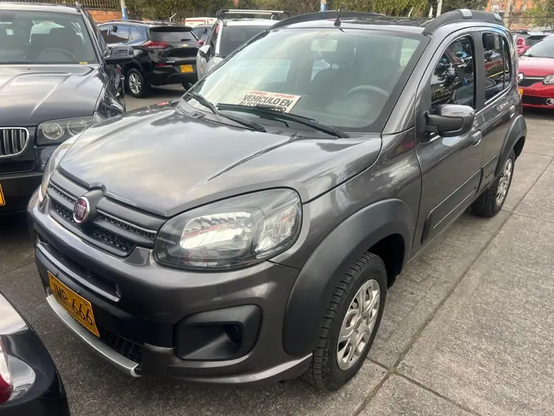 Fiat Uno disponible en Autoscol